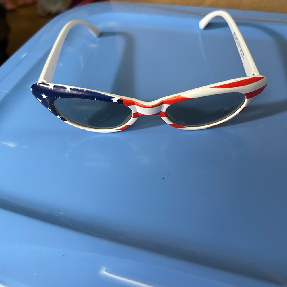 Women’s Patriotic Sunglasses